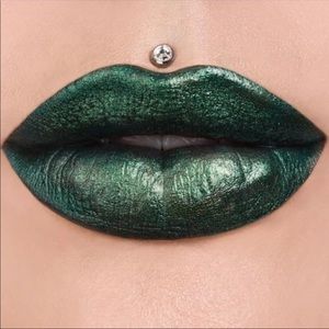 ❌SOLD OUT❌ #AREA 51 Jeffree Star Lipstick